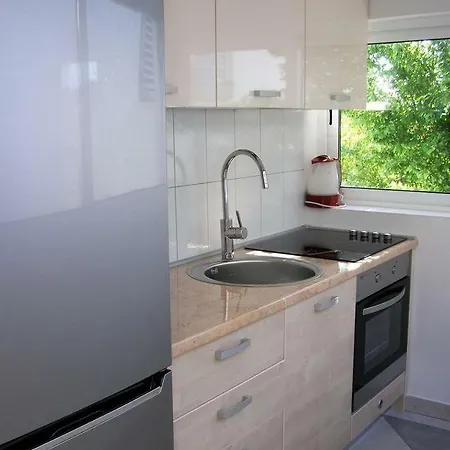 Preko 8232a Apartment