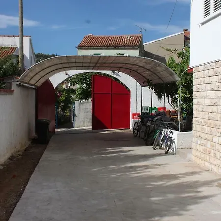 Apartment Preko 8232a Sestrunj